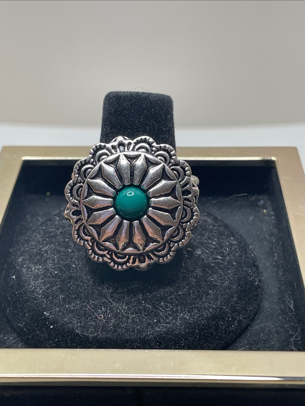 paparazzi Silver Floral Ring with Teal Center Stone